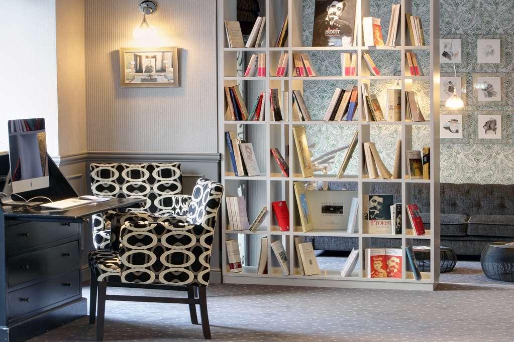 Litteraire Le Swann, Bw Premier Collection Hotel
